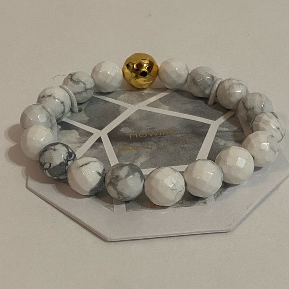 GORJANA Power Gemstone Tag Bracelet ~Howlite/Gold~ Calming New With Tag - Picture 4 of 9